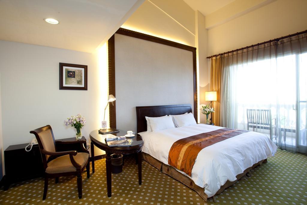 Les Hotel Tainan Exterior foto