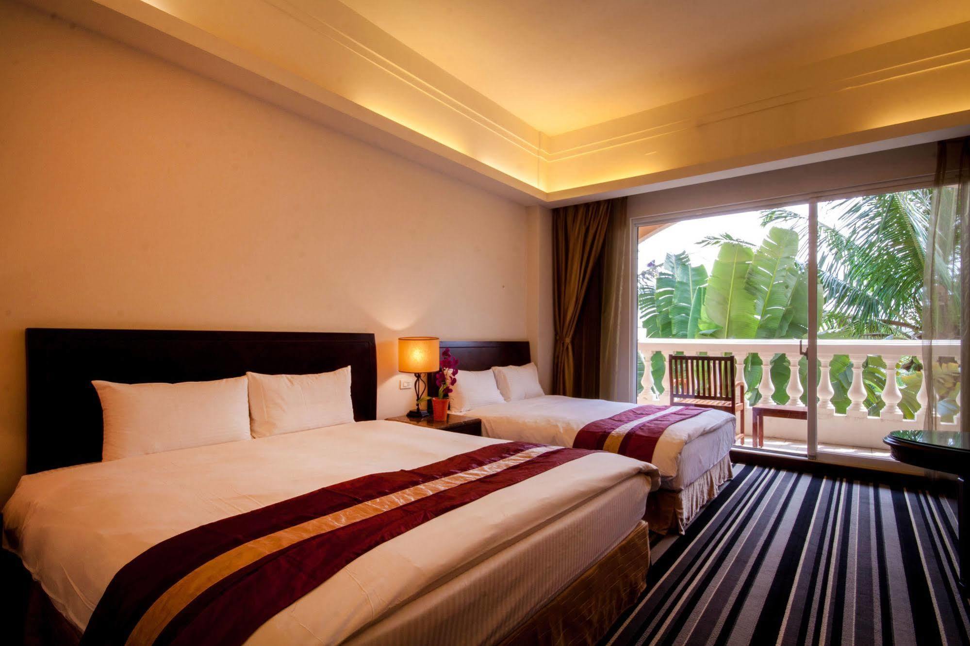 Les Hotel Tainan Exterior foto